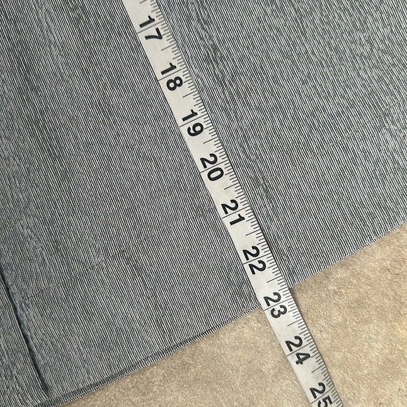 Athleta Silver/Grey Echo Short Sleeve Button Front Shirt Size Medium NWOT - Picture 7 of 10